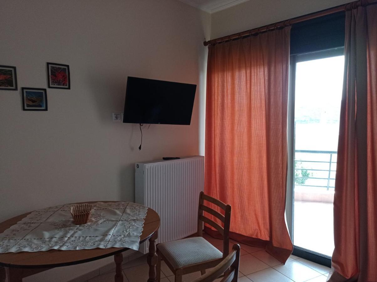 Nikolitsa Apartments Glyfada  Buitenkant foto
