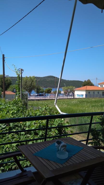 Nikolitsa Apartments Glyfada  Buitenkant foto