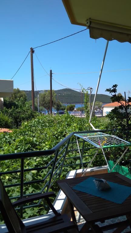 Nikolitsa Apartments Glyfada  Buitenkant foto