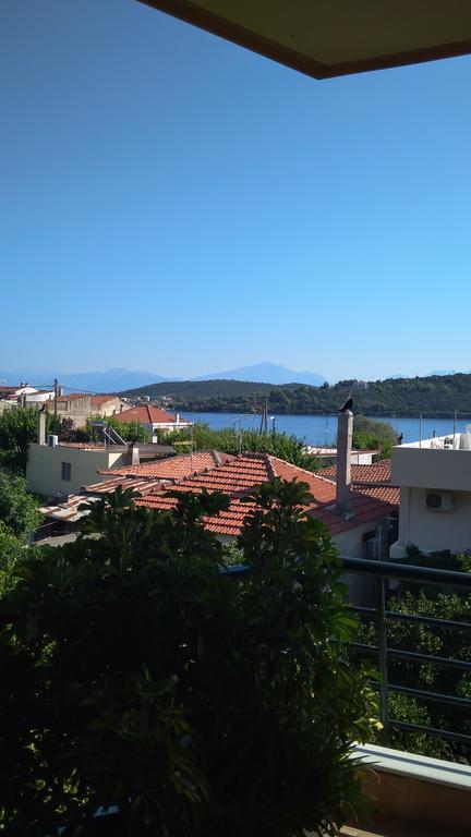 Nikolitsa Apartments Glyfada  Buitenkant foto