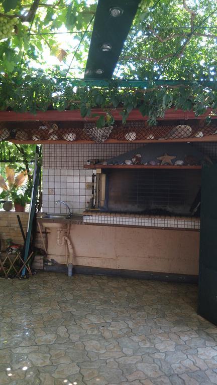 Nikolitsa Apartments Glyfada  Buitenkant foto
